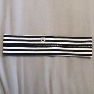 Striped LuluLemon headband